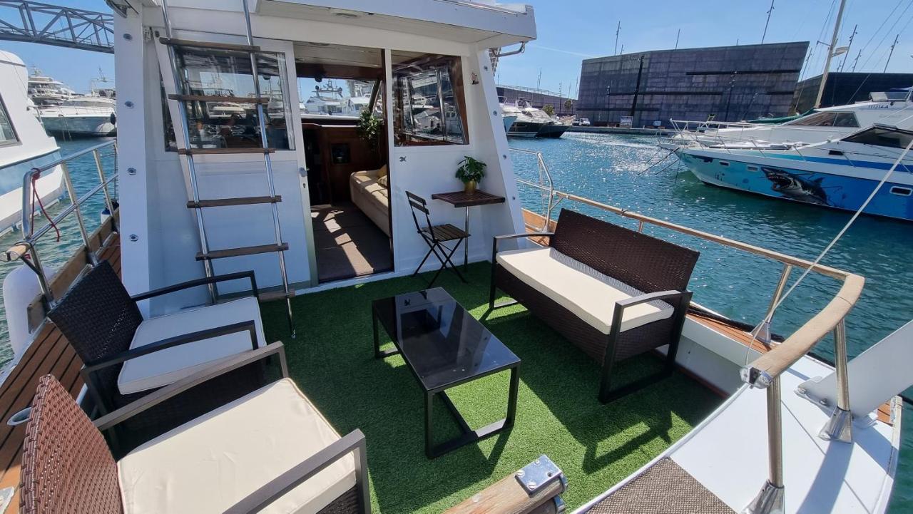 Charming Boat House In Barcelona With Big Terrace And Solarium 호텔 산트 아드리아 데 베소스 외부 사진