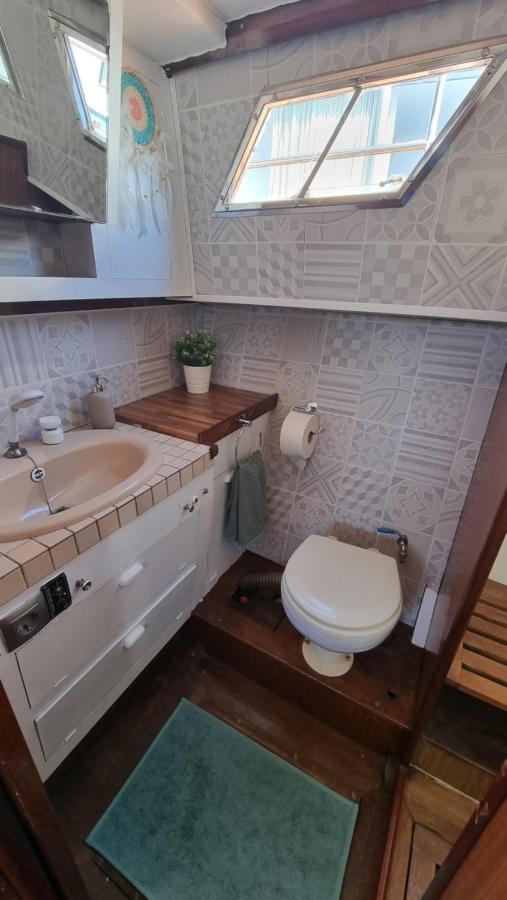 Charming Boat House In Barcelona With Big Terrace And Solarium 호텔 산트 아드리아 데 베소스 외부 사진
