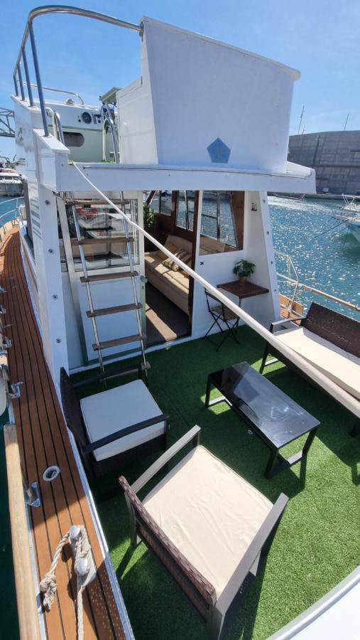 Charming Boat House In Barcelona With Big Terrace And Solarium 호텔 산트 아드리아 데 베소스 외부 사진