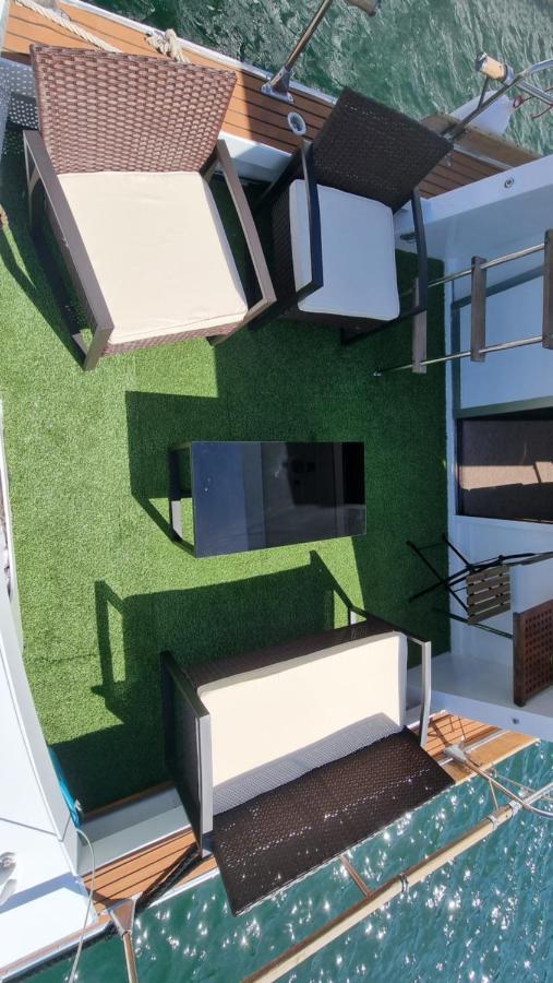 Charming Boat House In Barcelona With Big Terrace And Solarium 호텔 산트 아드리아 데 베소스 외부 사진