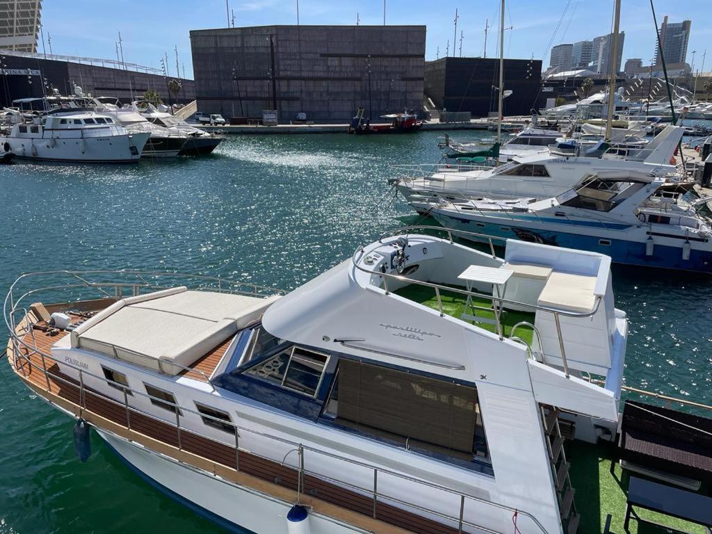 Charming Boat House In Barcelona With Big Terrace And Solarium 호텔 산트 아드리아 데 베소스 외부 사진
