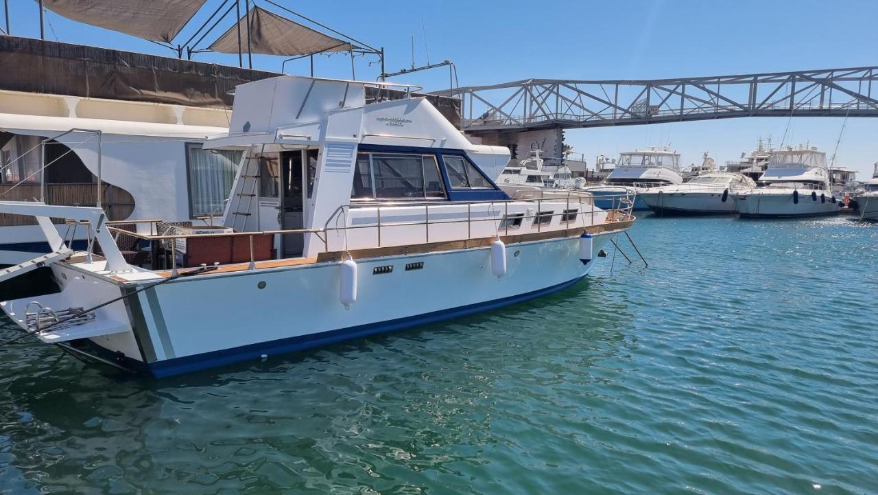 Charming Boat House In Barcelona With Big Terrace And Solarium 호텔 산트 아드리아 데 베소스 외부 사진